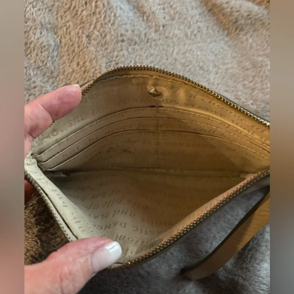Kate Spade Harrison Street Jenny Ann Metallic‎ Gold Wristlet